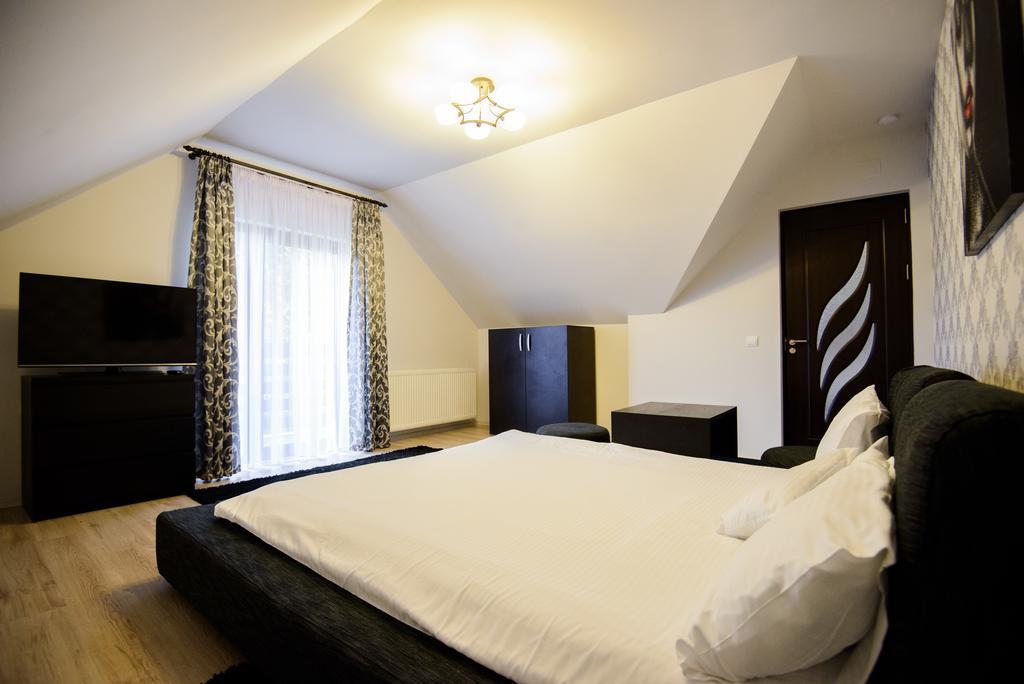 Cetate Residence Braşov Exteriör bild